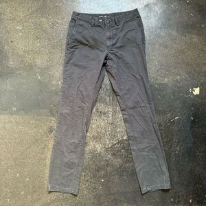 Old Navy Men’s Lived In Chino Size 32x32 Grey Color Flat Front 100% Cotton